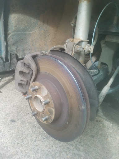 Auto Repair Shop «Folsom Tire Pros & Complete Automotive», reviews and photos, 90 Clarksville Rd, Folsom, CA 95630, USA