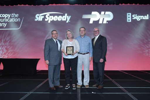 Commercial Printer «Sir Speedy Berry Hill Print Signs Marketing», reviews and photos, 2400 Felts Ave, Nashville, TN 37211, USA