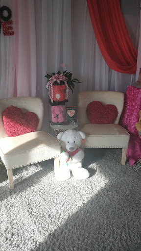 Florist «Artistic Florist Of Tampa», reviews and photos, 2509 W Busch Blvd, Tampa, FL 33618, USA