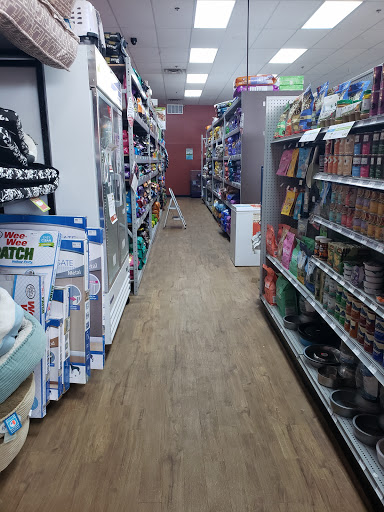 Pet Store «Petland Batavia», reviews and photos, 401 N Randall Rd, Batavia, IL 60510, USA