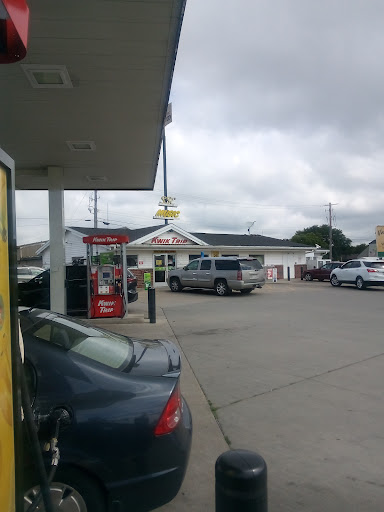 Convenience Store «Kwik Trip #762», reviews and photos, 1133 W George St, La Crosse, WI 54603, USA