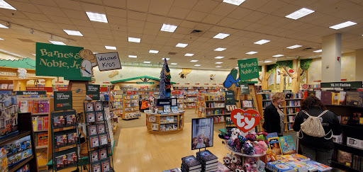 Book Store «Barnes & Noble», reviews and photos, 5249 State St, Murray, UT 84107, USA