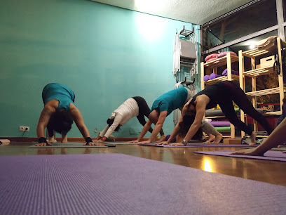 Raja Yoga Madrid - C. Jesusa Lara, 30, Local 7 (primer planta, 28250 Torrelodones, Madrid, Spain