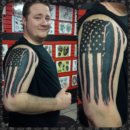 Tattoo Shop «Your Design Or Mine Tattoos», reviews and photos, 1993 Harrodsburg Rd, Lexington, KY 40504, USA