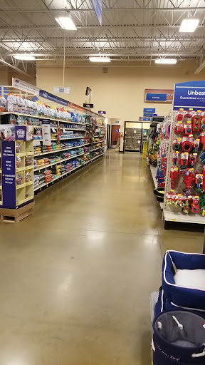 Pet Supply Store «PetSmart», reviews and photos, 2020 SW Westport Dr, Topeka, KS 66604, USA