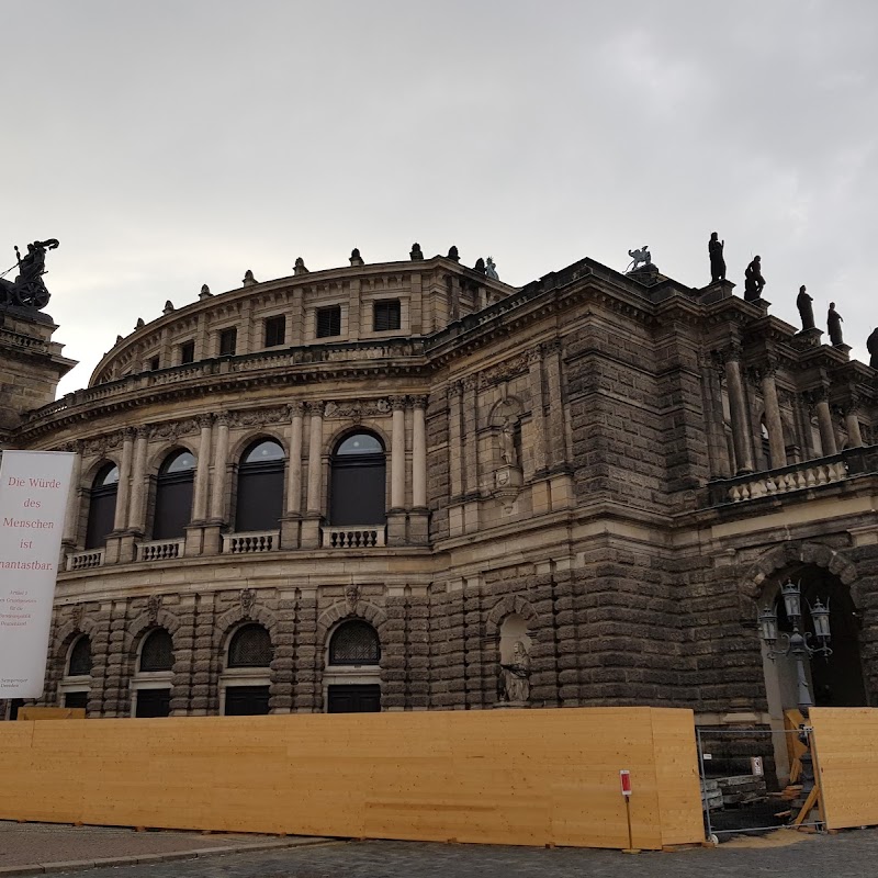 Sächsische Staatsoper Dresden Ansagedienst
