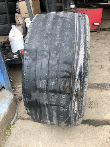 Tire Shop «Firestone Complete Auto Care», reviews and photos, 4800 Broadway St, Alamo Heights, TX 78209, USA