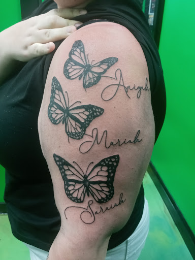 Tattoo Shop «Hollywood Twisted Needles», reviews and photos, 618 S Patterson St, Valdosta, GA 31601, USA