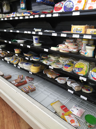 Shopping Mall «Central Shopping Plaza», reviews and photos, 3825 NW 7th St, Miami, FL 33126, USA