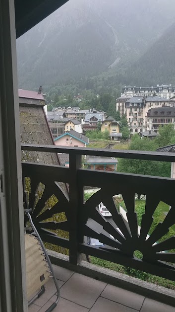 Le Refuge – 2 Bedroom Apartment Rental in Chamonix à Chamonix-Mont-Blanc