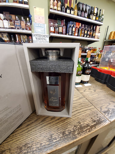 Liquor Store «Liquor Land», reviews and photos, 3756 Nostrand Ave, Brooklyn, NY 11235, USA