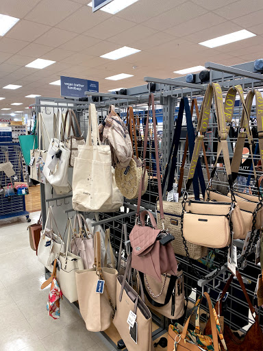 Department Store «Marshalls and HomeGoods», reviews and photos, 1500 13th Ave E, West Fargo, ND 58078, USA