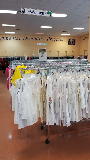 Thrift Store «Goodwill Port St. Lucie/Gatlin Store & Donation Center», reviews and photos