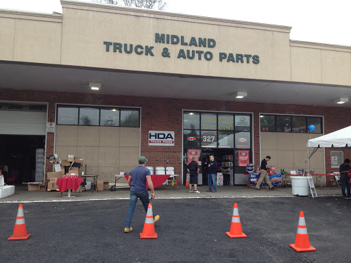 Midland Truck & Auto Parts, 327 Midland Ave, Port Chester, NY 10573, USA, 