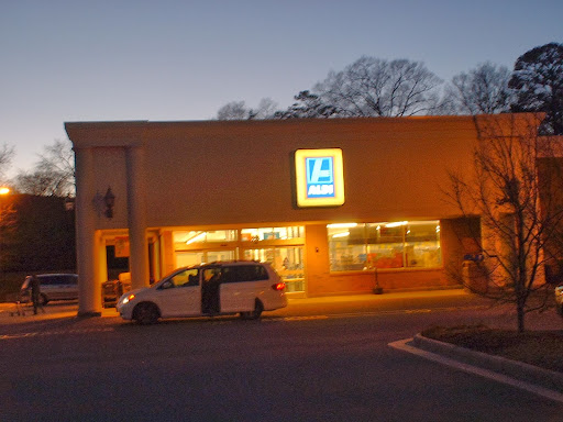 ALDI, 555 W John St, Matthews, NC 28105, USA, 