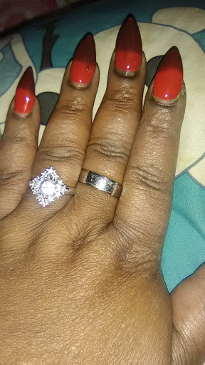 Nail Salon «La Nails Salon», reviews and photos, 307 N High St, Millville, NJ 08332, USA