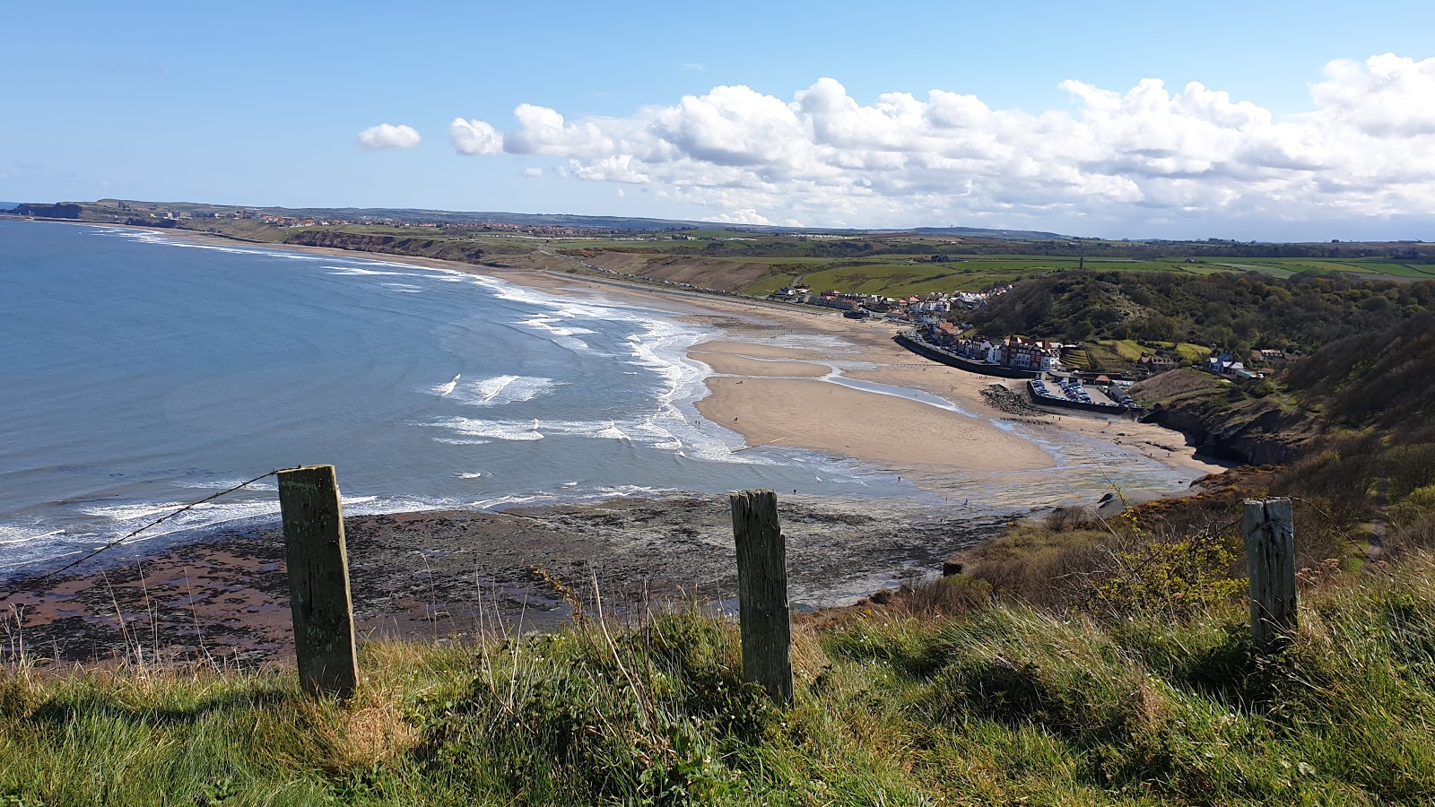 Sandsend beach photo #9