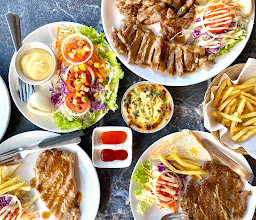 ร้านสเต็กเด็กแนว By เสี่ยอาร์ม สาขา มทส.ประตู1 photo