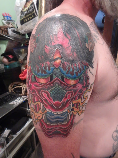 Tattoo Shop «Star Tattoo», reviews and photos, 14110 SE McLoughlin Blvd, Milwaukie, OR 97267, USA