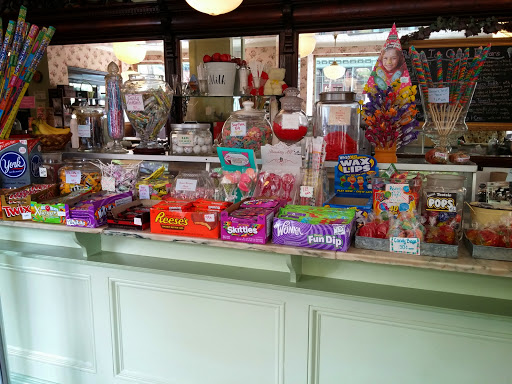 Restaurant «Old World Cafe & Ice Cream», reviews and photos, 1 W Market St, Corning, NY 14830, USA