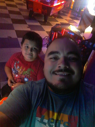 Movie Theater «Starplex 12 (EVO Entertainment Group)», reviews and photos, 1250 Wonder World Dr, San Marcos, TX 78666, USA