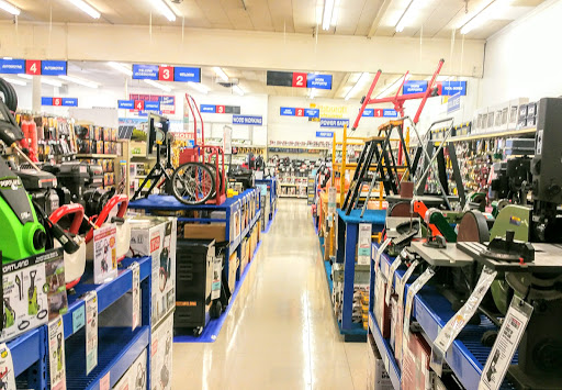 Hardware Store «Harbor Freight Tools», reviews and photos, 1335 N Mason St, Portland, OR 97217, USA