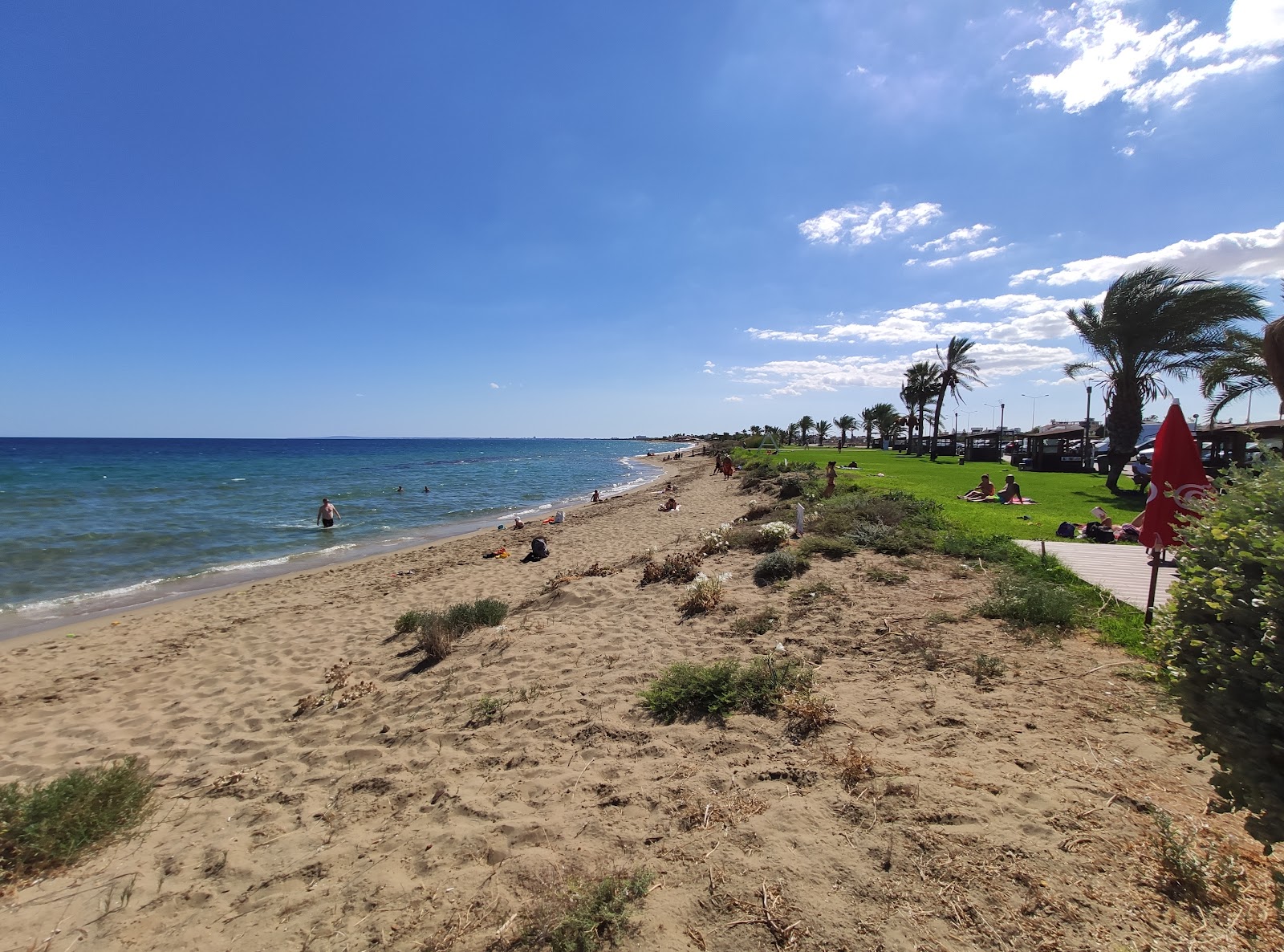 Iskele Belediyesi Makenzi Halk Plaji'in fotoğrafı imkanlar alanı