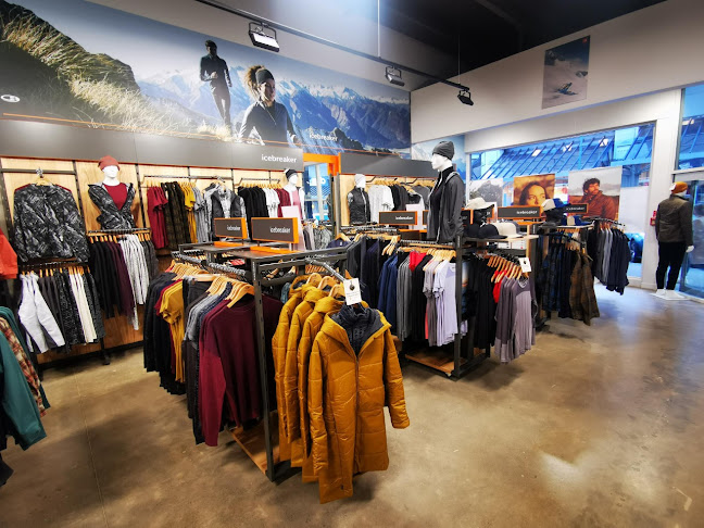 Bivouac Outdoor Wellington - Sporting goods store