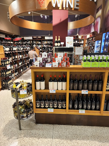 Supermarket «Publix Super Market at Plaza Venezia», reviews and photos, 7640 W Sand Lake Rd, Orlando, FL 32819, USA