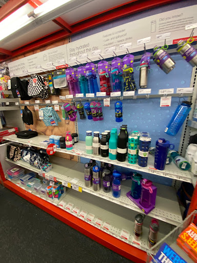 Office Supply Store «Staples», reviews and photos, 933 Montgomery Ave, Narberth, PA 19072, USA