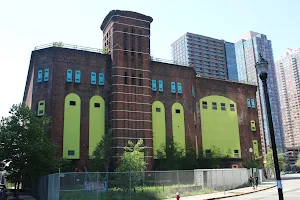 Hudson and Manhattan Railroad Powerhouse image