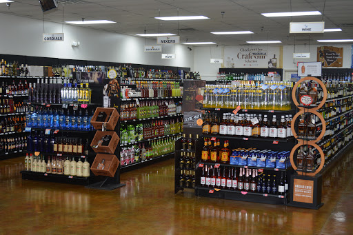 Liquor Store «19 Wine & Spirits», reviews and photos, 101 Verdae Blvd #190, Greenville, SC 29607, USA