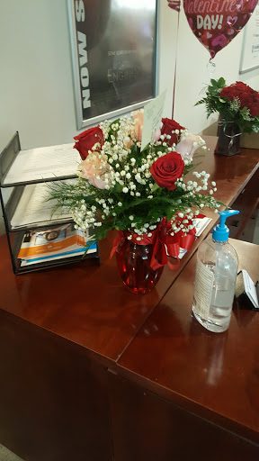 Florist «Blossom Flower Shop», reviews and photos, 906 N Frazier St, Conroe, TX 77301, USA