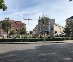 Schalenbrunnen am Gärtnerplatz photo