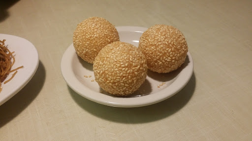 Shopping Mall «Orchard Mall Shopping Center», reviews and photos, 6337 Orchard Lake Rd, West Bloomfield Township, MI 48322, USA