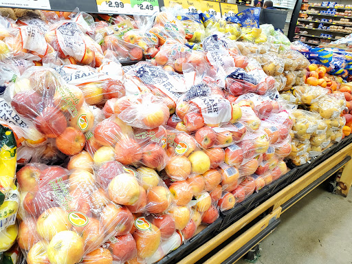 Grocery Store «Grocery Outlet Bargain Market», reviews and photos, 2079 23rd St, San Pablo, CA 94806, USA