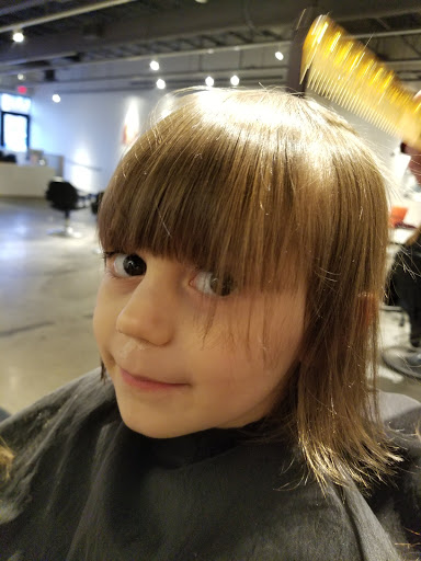 Hair Salon «Moxie Hair Salon», reviews and photos, 700 Grand Ave #100b, St Paul, MN 55105, USA