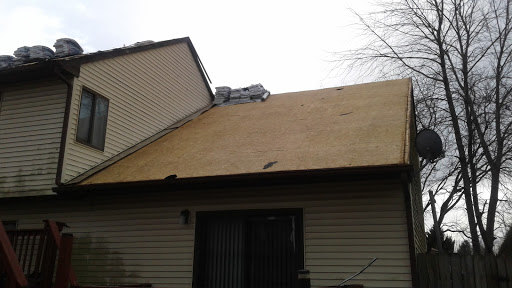 Roofing Contractor «WaterpROOFessional Roofing Company», reviews and photos, 707 E Green St, Urbana, IL 61802, USA