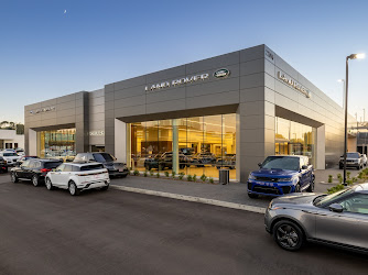 Land Rover Woodland Hills