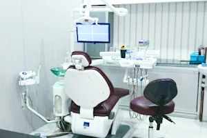 Good Dentist Royal Ketintang image
