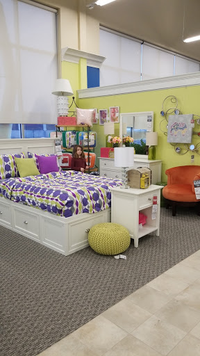 Furniture Store «Art Van Furniture - Coralville», reviews and photos, 2300 Jones Blvd, Coralville, IA 52241, USA