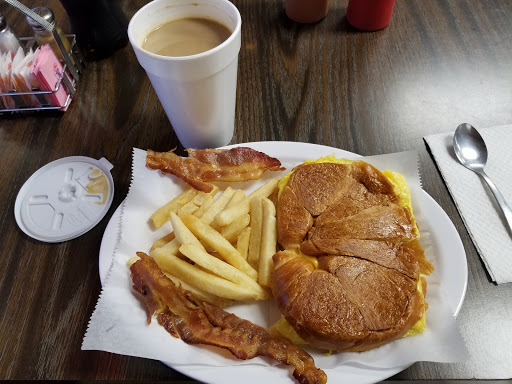 Sandwich Shop «La Ideal Sandwich Shop», reviews and photos, 2924 W Tampa Bay Blvd, Tampa, FL 33607, USA