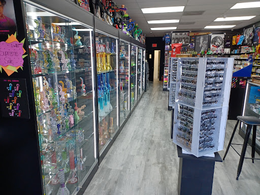 Tobacco Shop «One Stop Smoke Shop», reviews and photos, 1792 NE 163rd St, North Miami Beach, FL 33162, USA