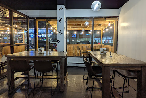 194x228