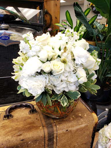 Florist «Absolutely Flowers», reviews and photos, 206 Keys Ferry St, McDonough, GA 30253, USA