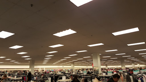 Department Store «Nordstrom Rack Legacy Village», reviews and photos, 25149 Cedar Rd, Lyndhurst, OH 44124, USA