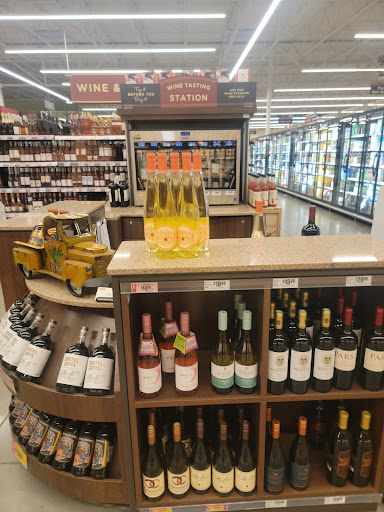 Grocery Store «H-E-B plus!», reviews and photos, 2965 I-35, New Braunfels, TX 78130, USA