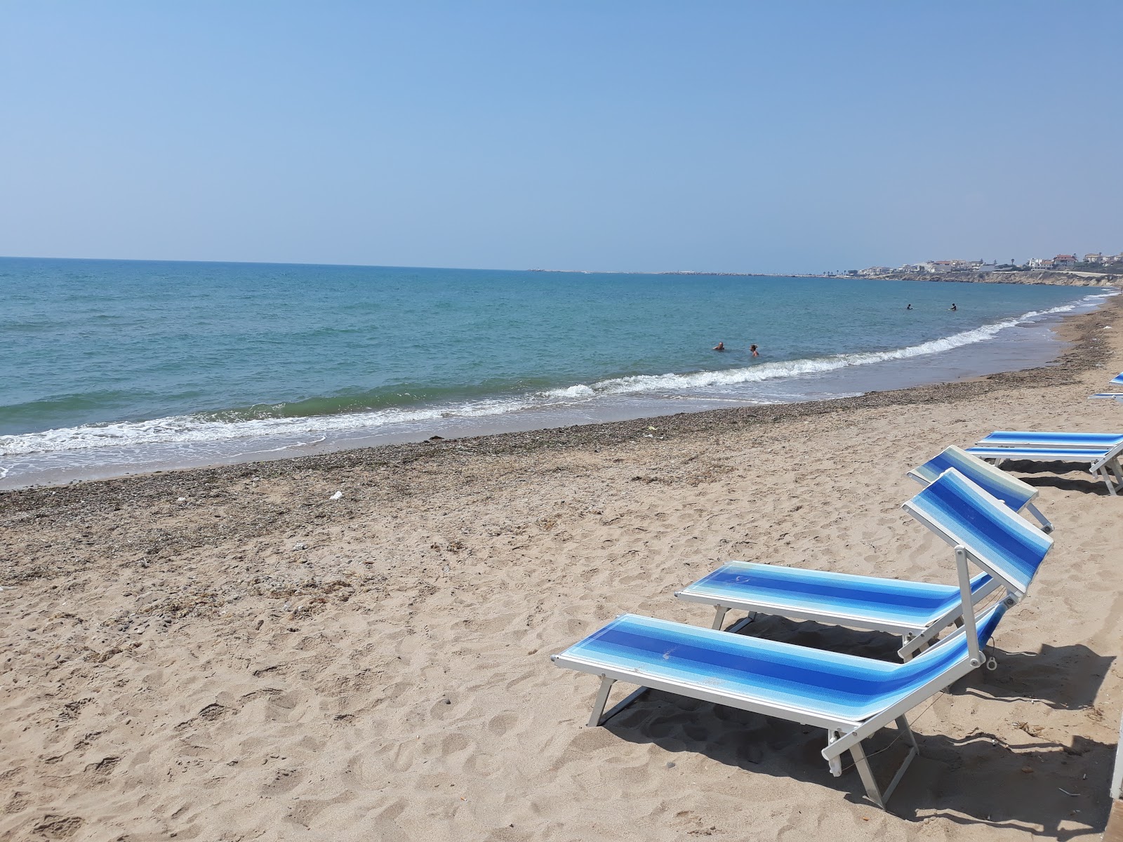 Spiaggia di Kamarina II'in fotoğrafı - Çocuklu aile gezginleri için önerilir