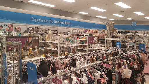 Clothing Store «Ross Dress for Less», reviews and photos, 5635 Woodruff Ave, Lakewood, CA 90713, USA