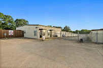 FreeUp Storage Longview Tyler Street - Photo 8 - Car repair in Longview, TX, Longview